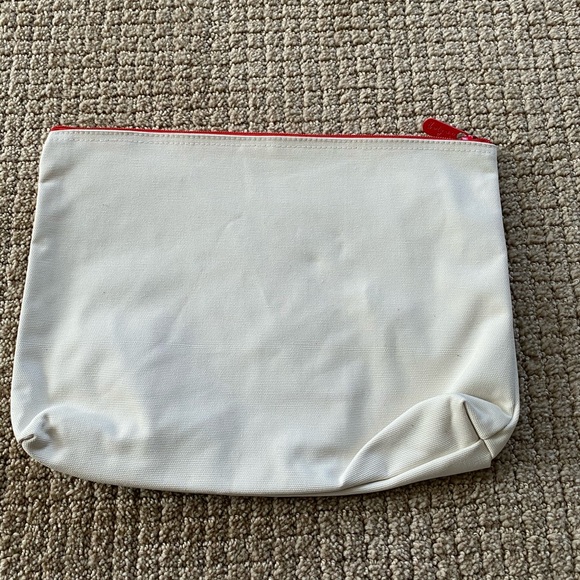 Thirty One Gifts Christmas zipper pouch - Picture 3 of 3